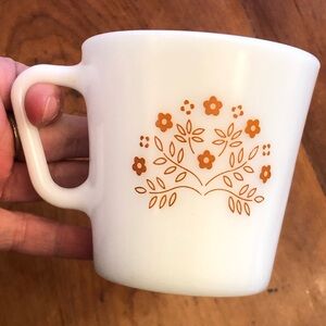 Vintage Pyrex Corning Milk Glass Coffee Mug Summer Impressions Ginger Flower